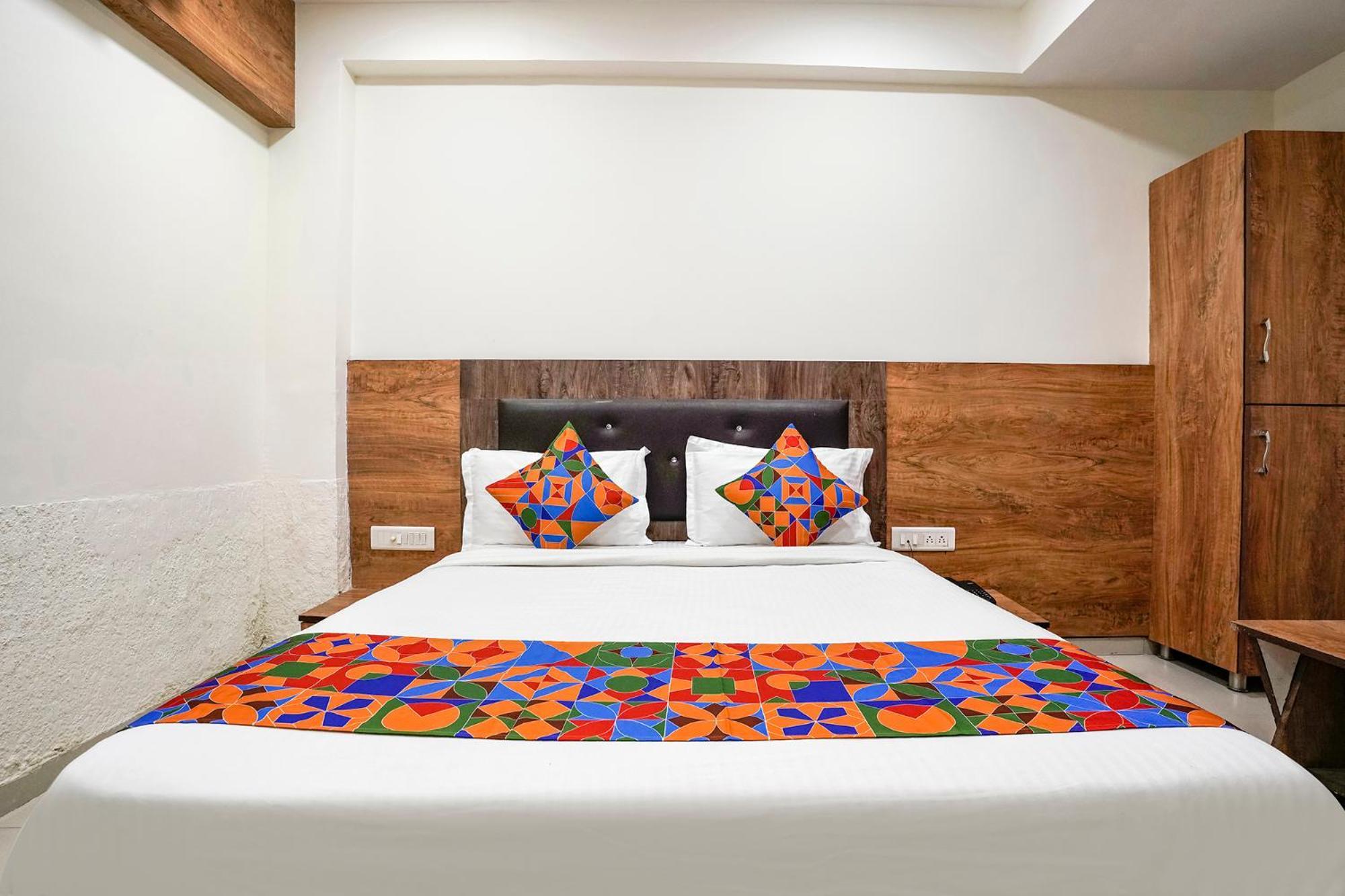 Fabhotel Galaxy I Ahmadábád Kültér fotó